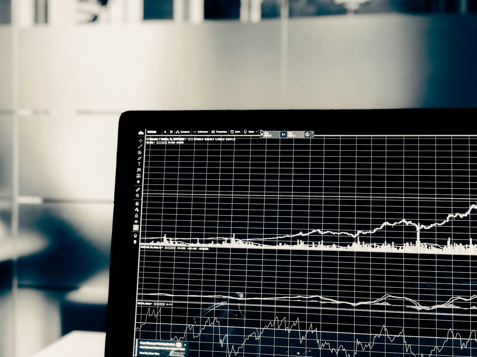 Analytical dashboard with organized on-screen metrics